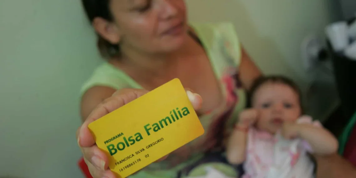 Bolsa Família: prazo para registro de dados de saúde vai até esta sexta-feira