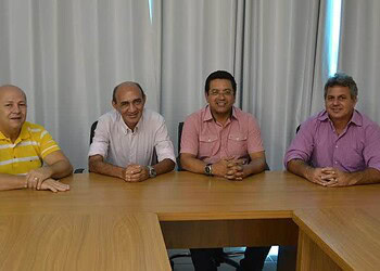 Nome do novo líder do PT foi anunciado após reunião realizada na manhã de ontem