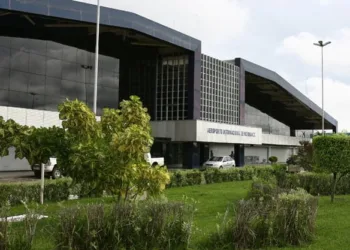 Anac reajusta taxas de embarque para voos domésticos e internacionais