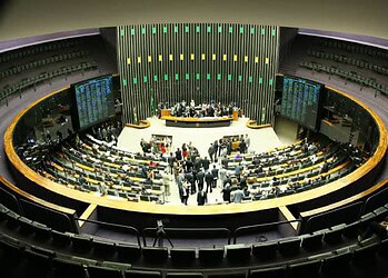 Casas Legislativas elegem nova Mesa Diretora neste domingo