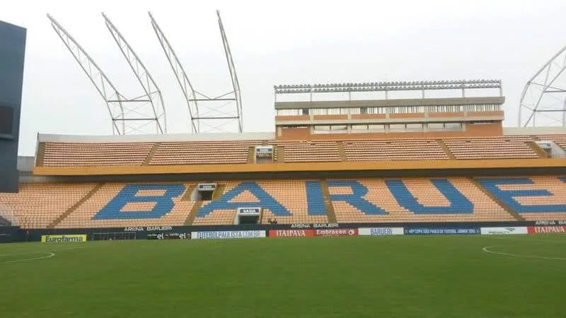 Arena Barueri foi palco do jogo entre Barueri, de São Paulo, e Rio Branco, do Acre