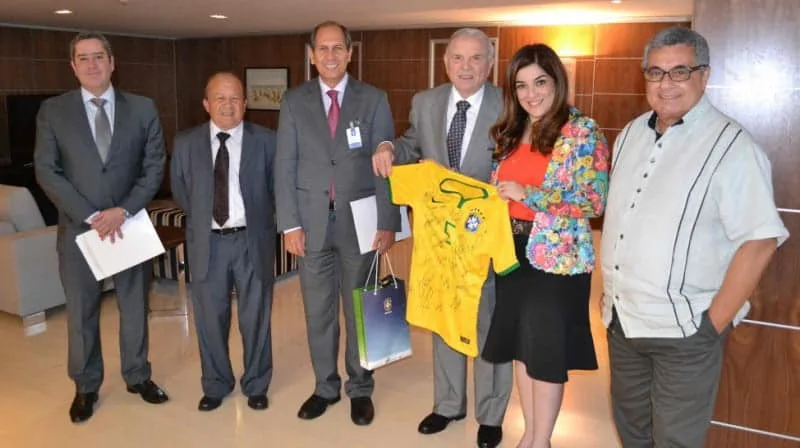 Senador e vice-governadora do Acre se reuniram com a diretoria da CBF, no Rio de Janeiro