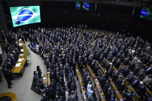 Deputados federais acreanos assumem mandato e prometem empenho pelo Estado