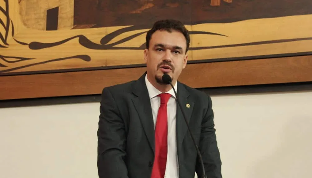 Líder do governo afirma que semana na Aleac foi positiva