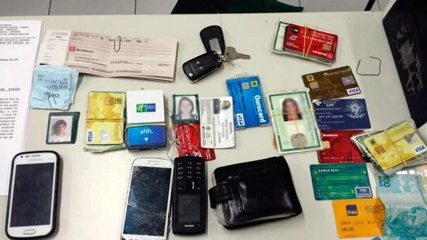 Golpistas usaram cartões clonados para pagar hotel