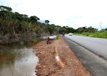 Nível do Rio Madeira à margem da BR-364 continua estável, diz PRF