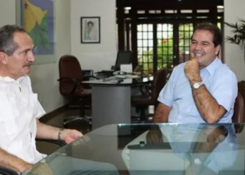 Governador Tião Viana recebeu telefonema de Aldo Rebelo