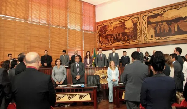 Sessão solene marca abertura das atividades no plenário da Assembleia Legislativa do Acre