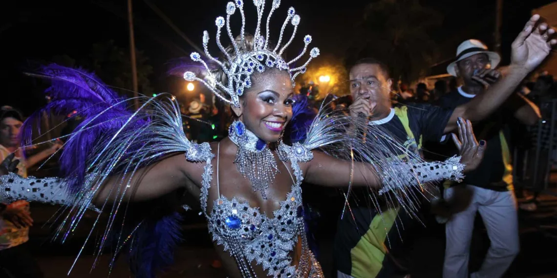 ‘Sem Limite’ é o campeão do concurso de blocos carnavalescos