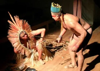 Companhia de teatro acreana perde material cênico durante enchente