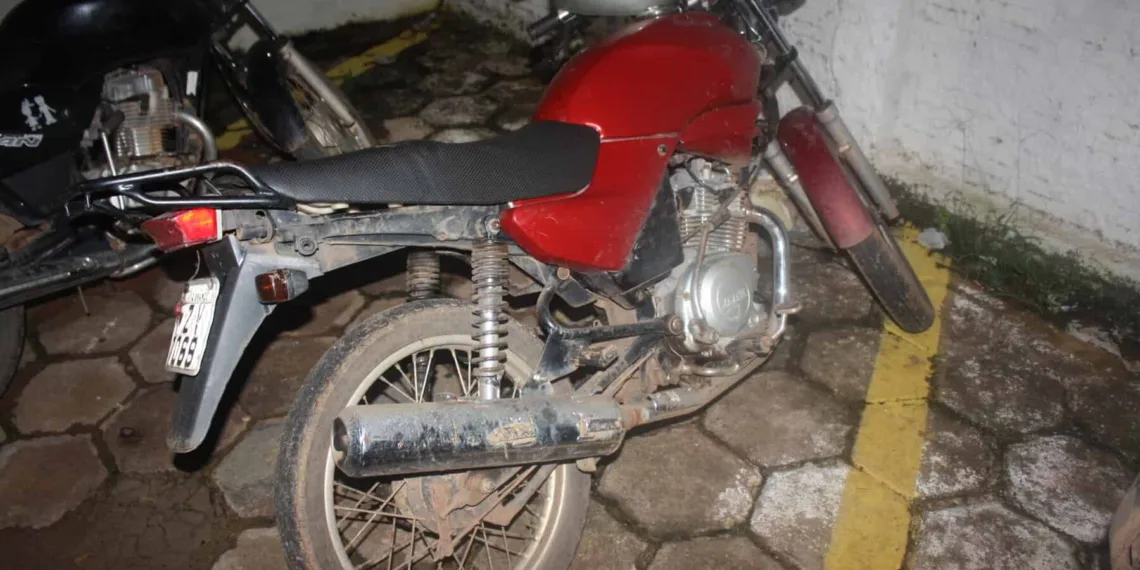 Bandidos invadem panificadora e fazem reféns