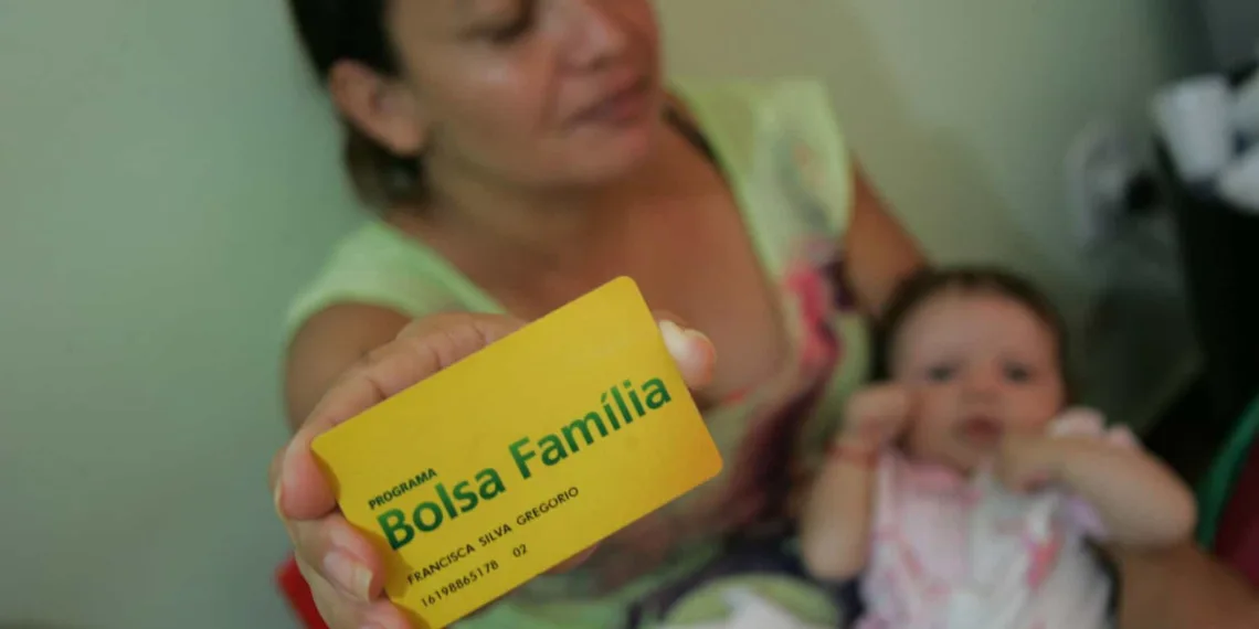 Confira o calendário de antecipação do pagamento do Bolsa Família em fevereiro