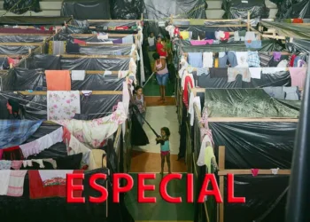 Abrigos espalhados pela cidade serviram de refúgio temporário para as vítimas da enchente