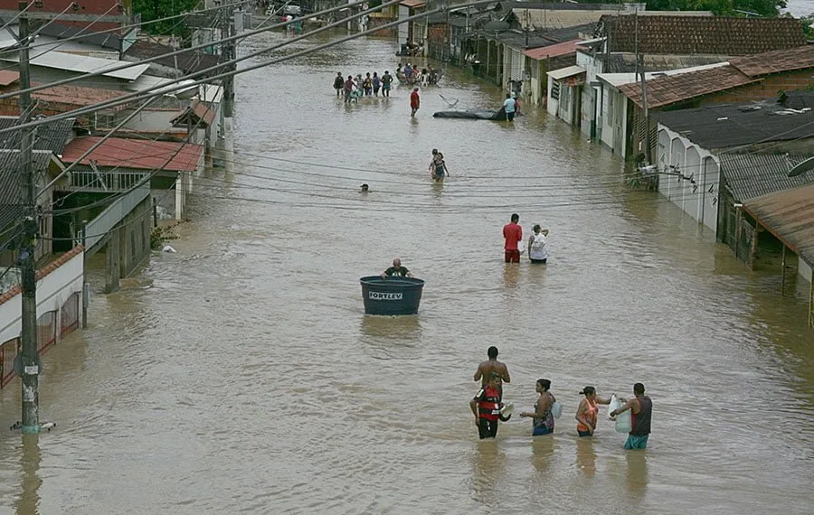 Confira imagens de alguns pontos atingidos pela cheia nesta quarta-feira