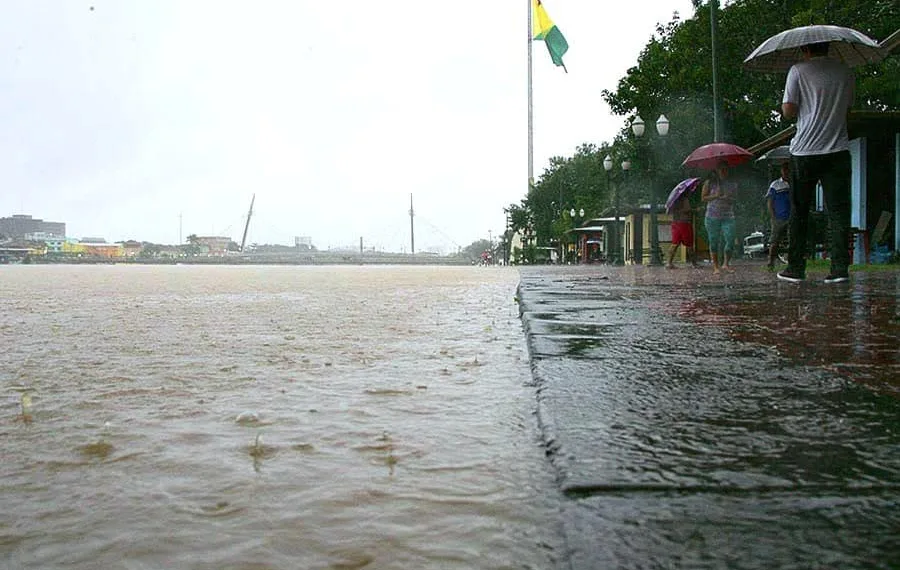 Rio Acre marca 17,79 metros e passa nível histórico em Rio Branco