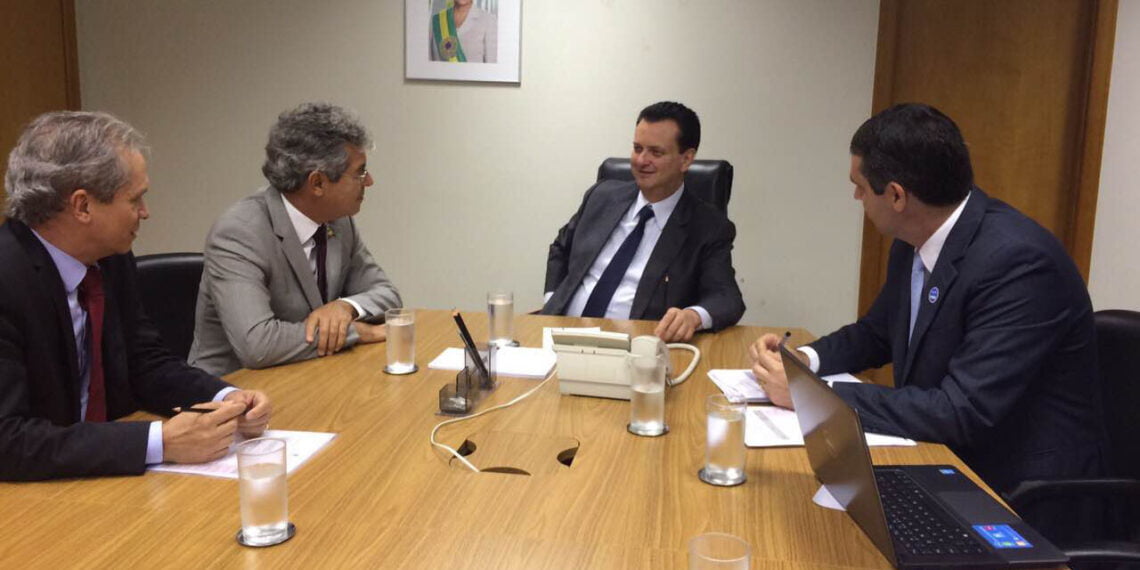 Prefeito Marcus Alexandre reuniu-se também com ministros. (Foto: Assessoria)