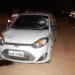 Carro e idoso se chocaram ao fazer rotatória juntos