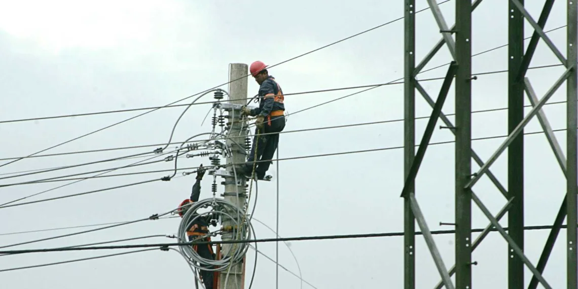 Fornecimento de energia continua sendo normalizado na capital