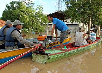 A Polícia Militar trabalha diariamente no monitoramento das áreas alagadas. (Foto:  ANGELA PERES SECOM ACRE)