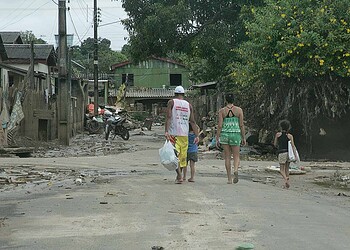 Mais de 40 famílias saíram do Parque de Exposição nesta quinta-feira, 26