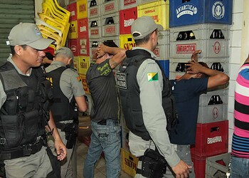 Três bares foram fechados durante operação policial