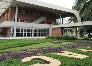 Ufac inicia ano letivo com recepção aos acadêmicos