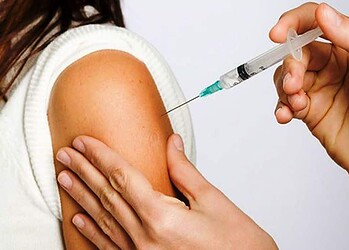 “Luz no fim do túnel”, diz mãe sobre médica que comprovou reações em meninas vacinadas contra HPV 11 “Luz no fim do túnel”, diz mãe sobre médica que comprovou reações em meninas vacinadas contra HPV