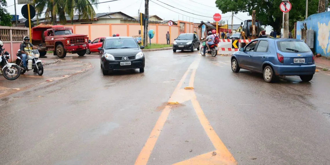 Estrada passou por calçamento e pistas foram duplicadas