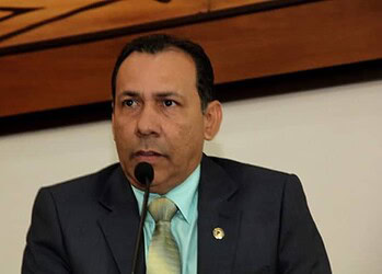 Deputado acredita que a revista feminina é importante