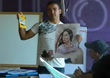 Artista plástico realiza oficina de desenho e pintura no próximo dia 14