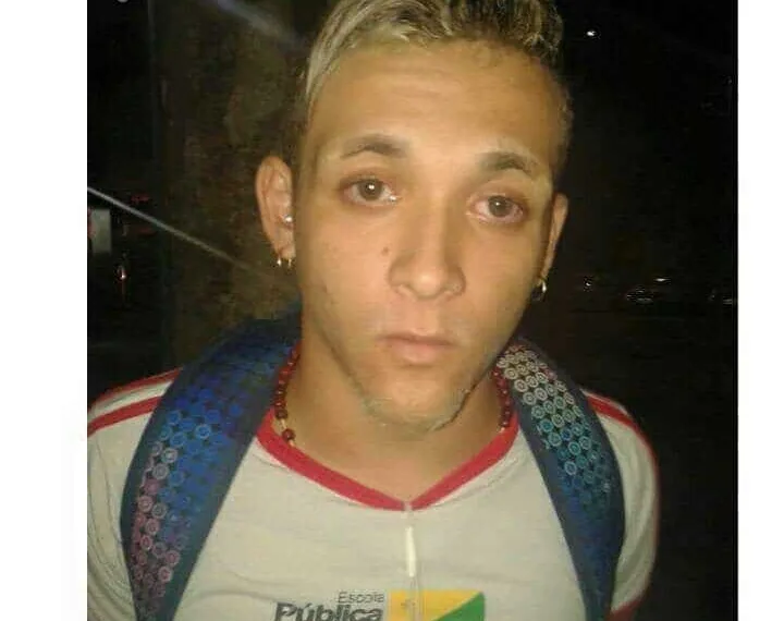 Jovem é preso por corrupção de menores