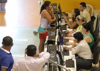 Primeiro dia para solicitação do saque do FGTS é marcado pela tranquilidade