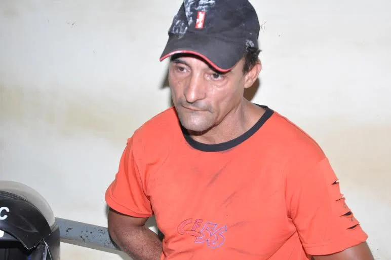 Homem de 53 anos é preso em flagrante vendendo droga na gameleira
