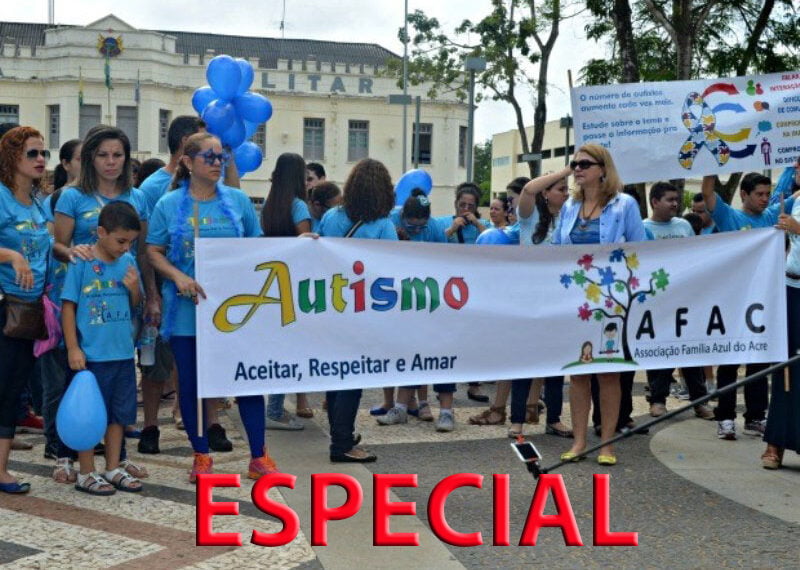 A Associação Família Azul realizou uma caminhada com a finalidade de informar a sociedade sobre Transtorno do Espectro Autista (TEA)