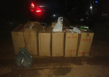 Polícia Militar apreende 300 maços de cigarro na BR364