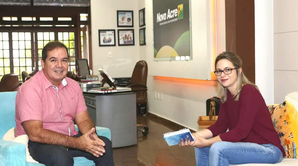 Em visita ao governador, Janaina Guedes, presidente do Iteracre, falou que trabalhos serão retomados em Brasileia e Assis Brasil