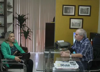 Desembargadora detalhou as principais ações que acontecem no TJ/AC ao jornalista Silvio Martinello