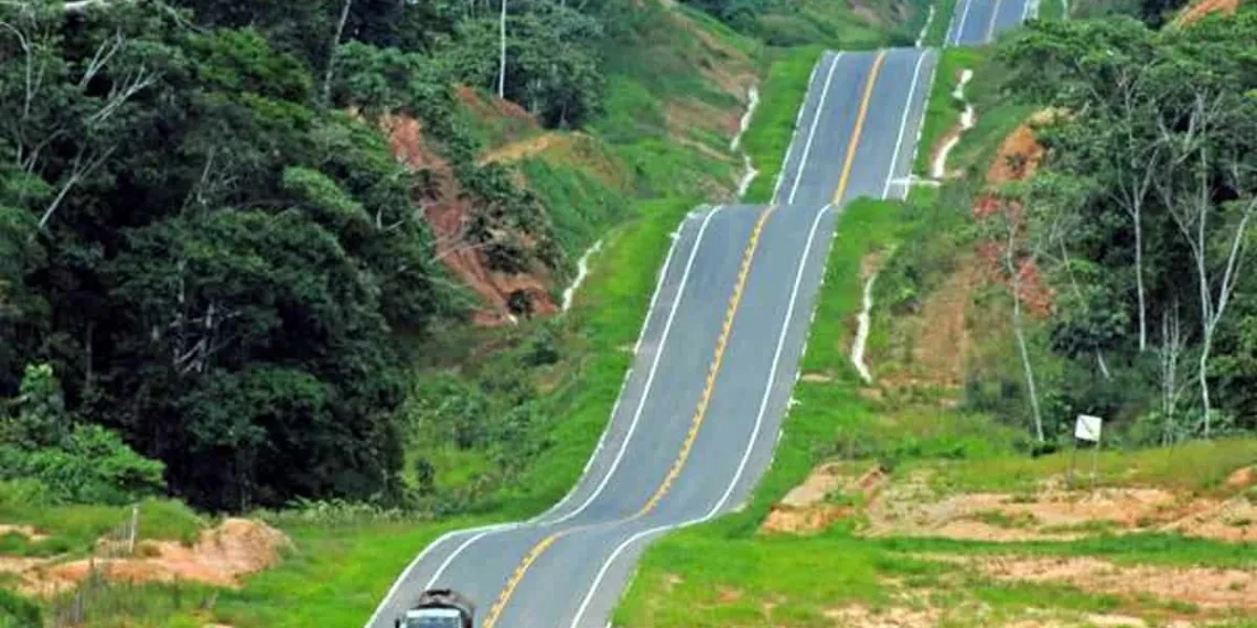Tráfego na BR-364 é totalmente restabelecido