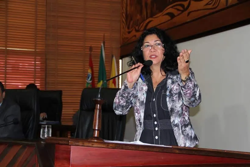 Deputados debatem problemas na área de Saúde