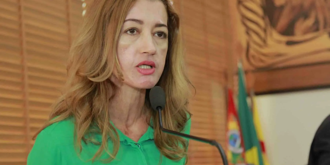 Leila Galvão volta a cobrar construção de ponte que liga Brasiléia a Epitaciolândia