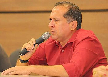 Porta-voz do governo nega que peixes só possam ser vendidos no Araújo