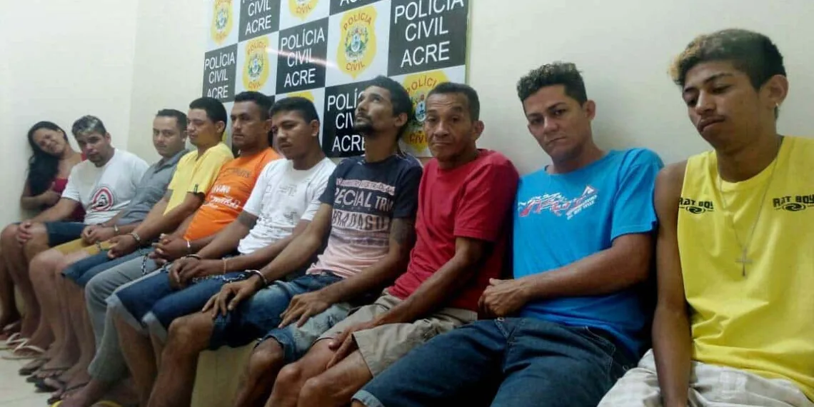 A polícia cumpriu 12 mandados judiciais e prendeu 10. (Foto: Cedida)