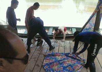 Pessoas na confraternização contaram que o rapaz mergulhou e depois sumiu no açude