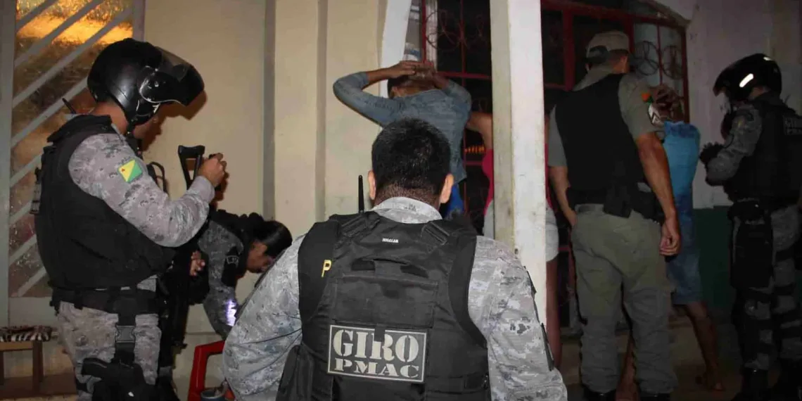 Ação policial conjunta envolveu quatro forças de segurança Estadual e teve o objetivo de conter os índices de violência
. (Foto: Marcelo Torres)
