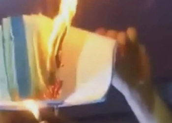 Estudante Feliz Zanon afirma que deu permissão ao cantor para queimar a Bíblia. (Foto: Reprodução Rede Amazônica)