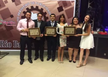 Jornal A GAZETA e Rádio GAZETA FM recebem prêmio IBPP pela liderança em Rio Branco