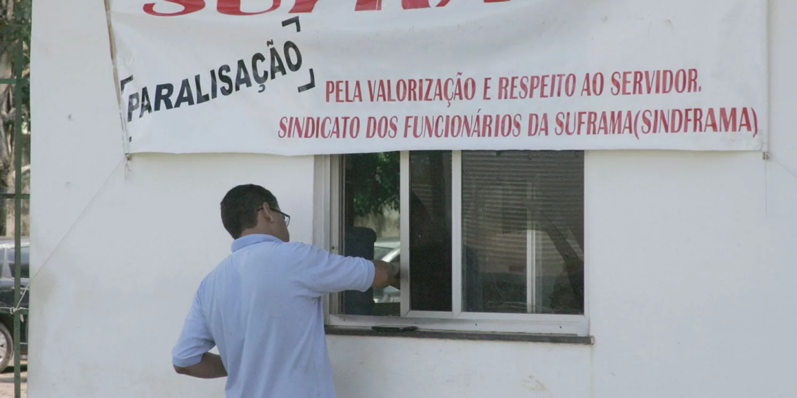 Presidente da Acisa afirma que greve da Suframa atrapalha empresário acreano