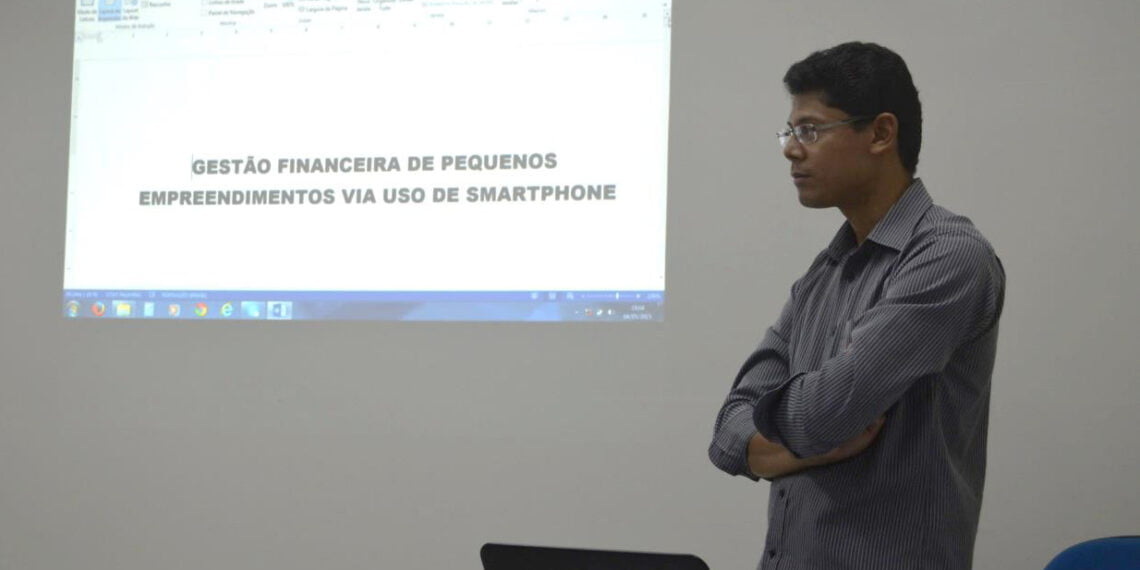 Professor de Economia do Ifac, Reinaldo Siqueira. |(Foto: Assessoria Sebrae)