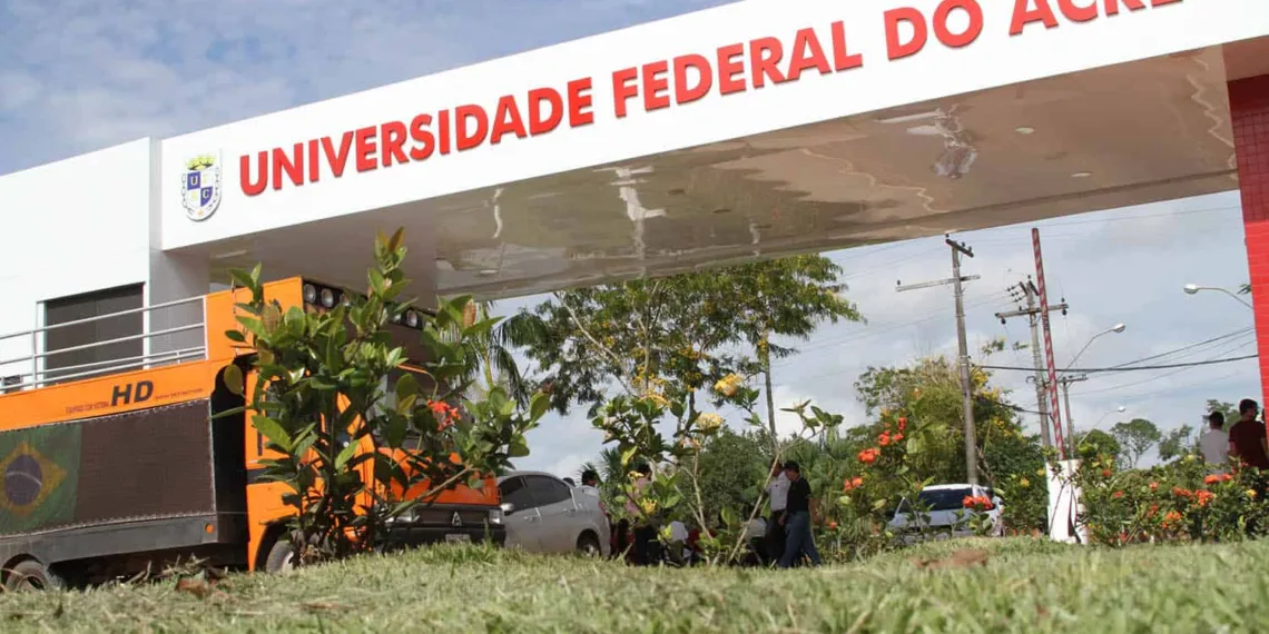 Greve da Ufac começa nesta sexta-feira