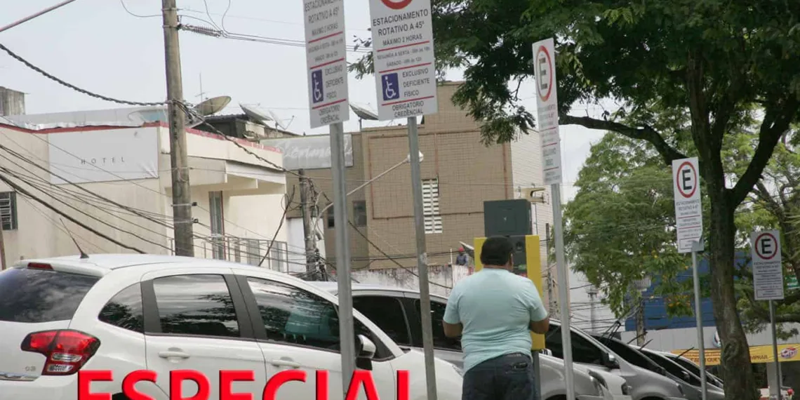 Zona Azul: flanelinhas continuam nas ruas onde o sistema opera